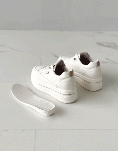 트렌디한 두툼 플랫폼 스니커즈 다리가 길어 보이는 핏 (상품번호: HK-5591)