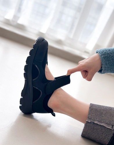 도시 무드 심플 스니커즈 감각적인 컬러감 (상품번호: UR-5216)