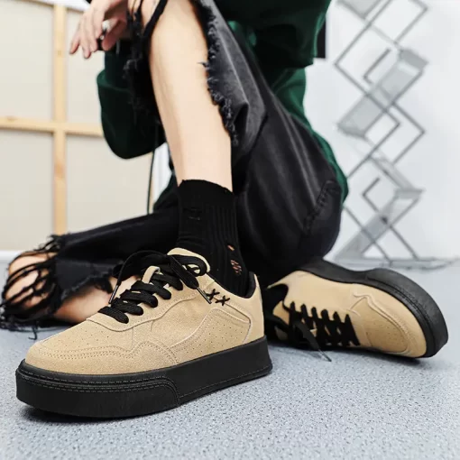 트렌드를 선도하는 독특한 디자인의 한정판 컬렉션 스니커즈 1A8ZG6